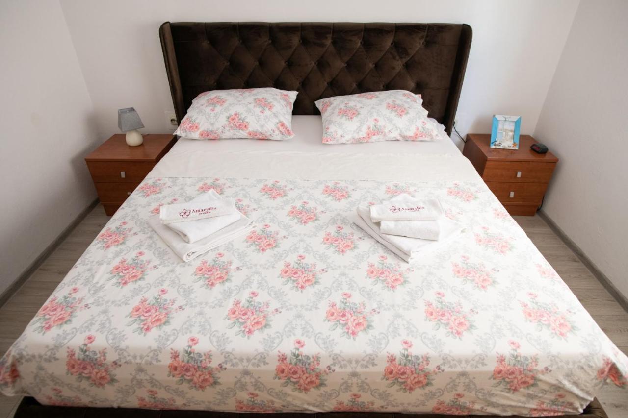 Amaryllis Apartment *