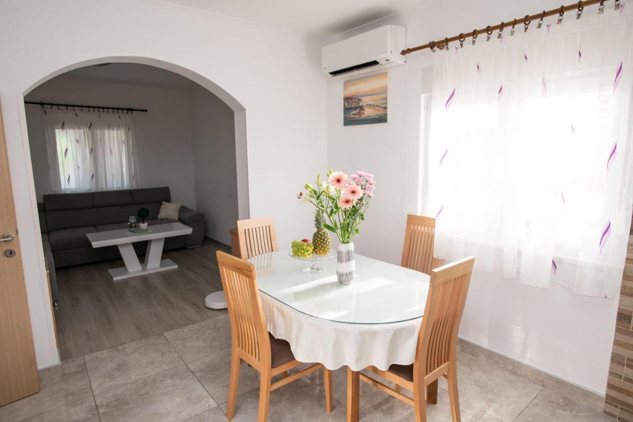 Apartment Amaryllis Rogoznica (Sibenik-Knin)